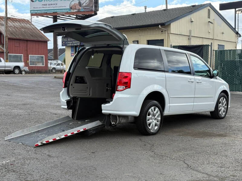 2017 Dodge Grand Caravan SE Plus