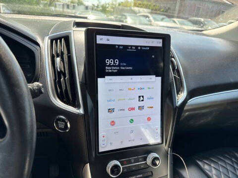 2024 Ford Edge Titanium