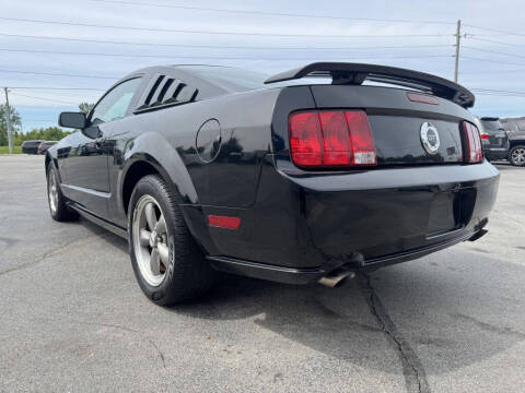 2006 Ford Mustang GT Deluxe