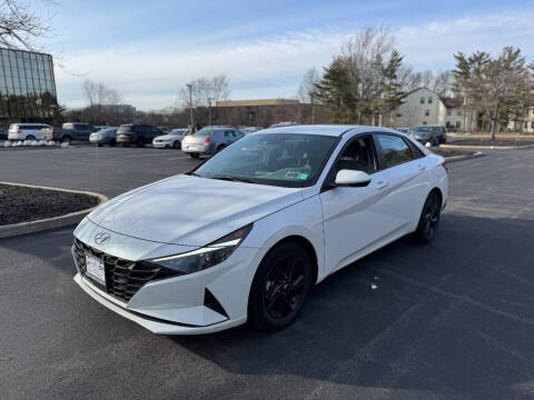 2022 Hyundai Elantra for sale at Ideal Motor Group in Hasbrouck Heights NJ
