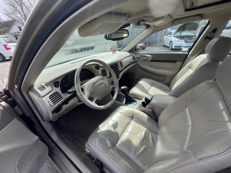 2004 Chevrolet Impala LS