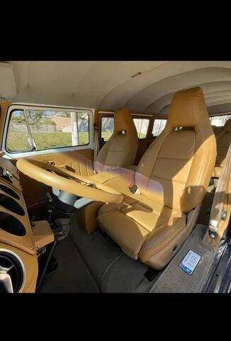 1983 Volkswagen Bus