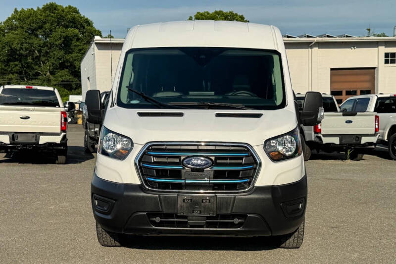 2022 Ford E-Transit 350