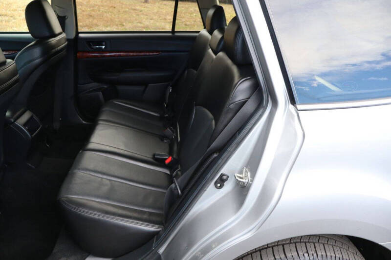 2010 Subaru Outback 3.6R Limited