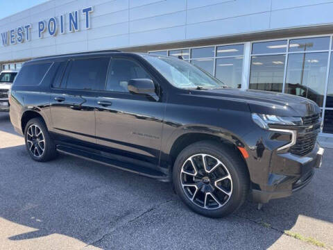 2023 Chevrolet Suburban RST