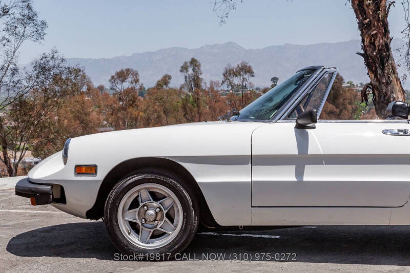 1977 Alfa Romeo Spider Veloce 2000
