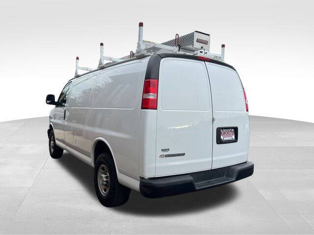 2021 Chevrolet Express 2500