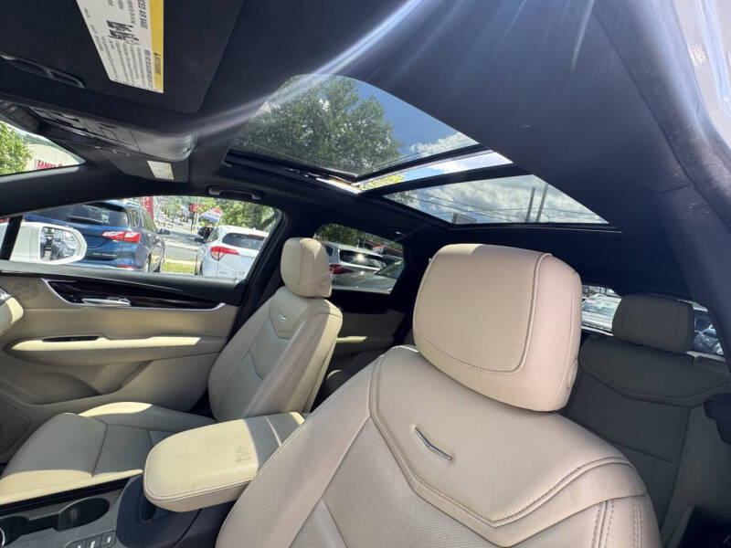 2019 Cadillac XT5 Luxury