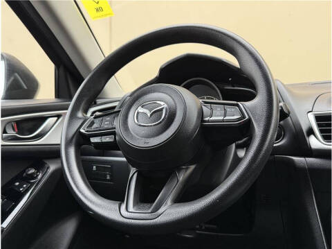 2017 Mazda MAZDA3 Sport