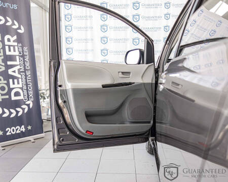 2012 Toyota Sienna