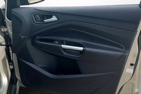 2017 Ford C-MAX Hybrid SE