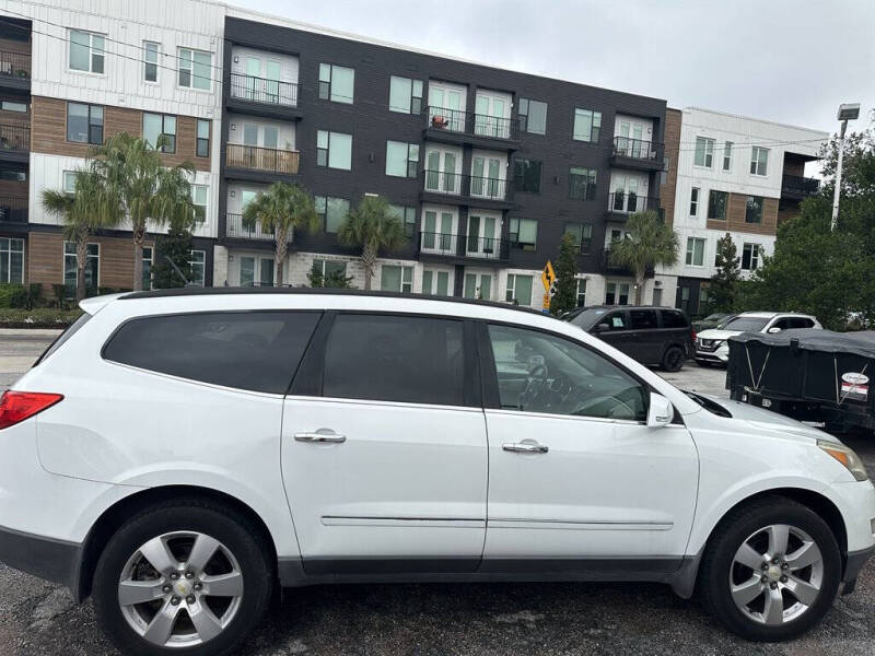 2009 Chevrolet Traverse LTZ