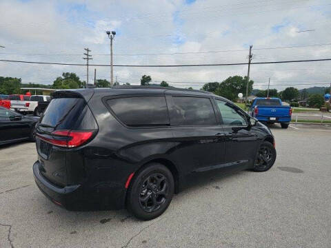 2024 Chrysler Pacifica Plug-In Hybrid