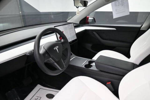 2025 Tesla Model Y Long Range