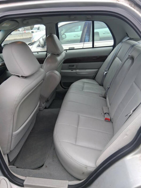 2003 Mercury Grand Marquis GS