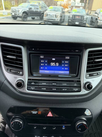 2016 Hyundai Tucson SE