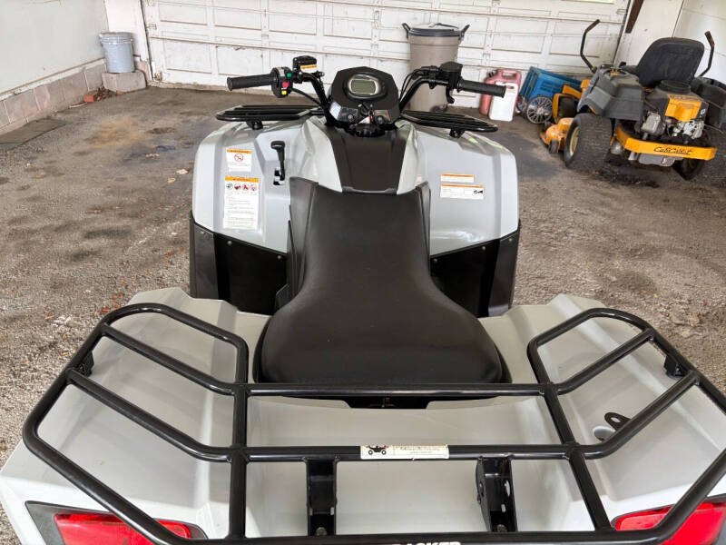 2024 Tracker 450