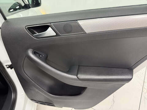 2016 Volkswagen Jetta