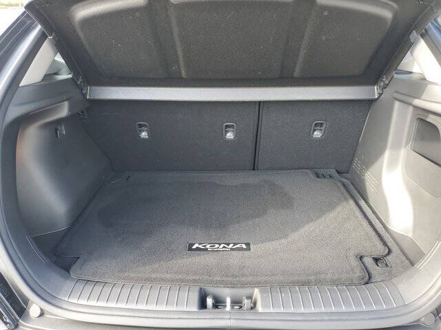 2023 Hyundai Kona SE