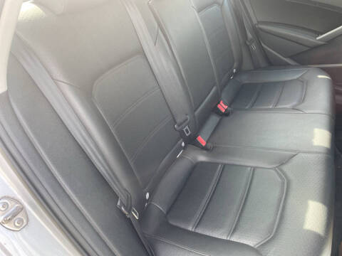 2013 Volkswagen Passat SE PZEV