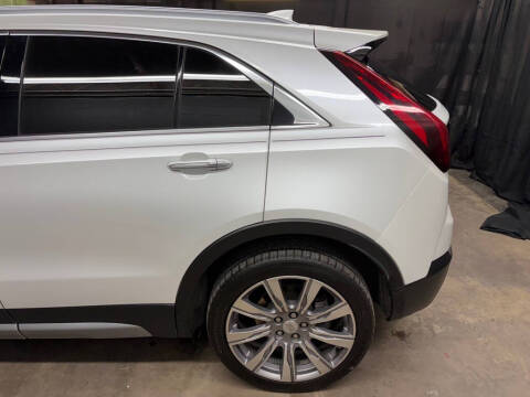 2021 Cadillac XT4 Premium Luxury