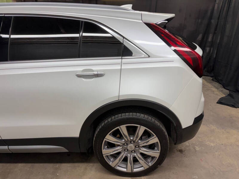 2021 Cadillac XT4 Premium Luxury