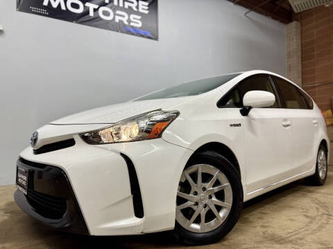 2015 Toyota Prius v Three