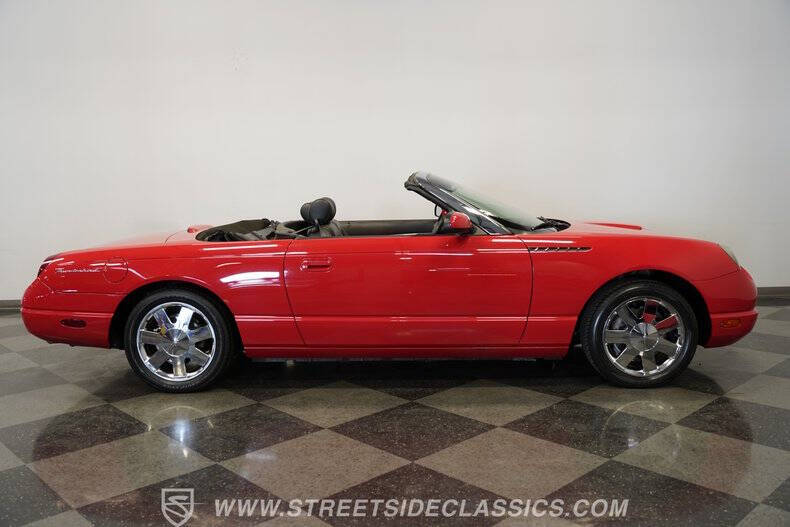 2002 Ford Thunderbird Deluxe