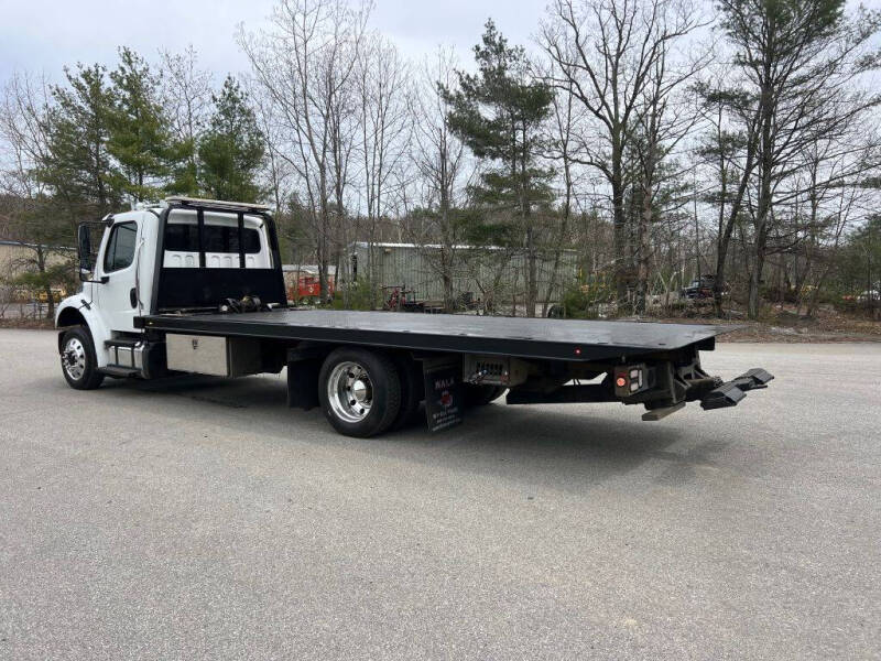 2015 Freightliner M2 106