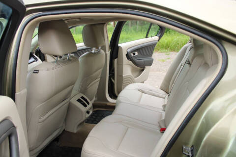 2012 Ford Taurus SEL