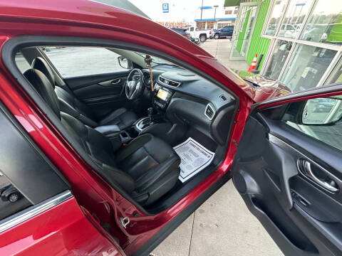 2016 Nissan Rogue SL