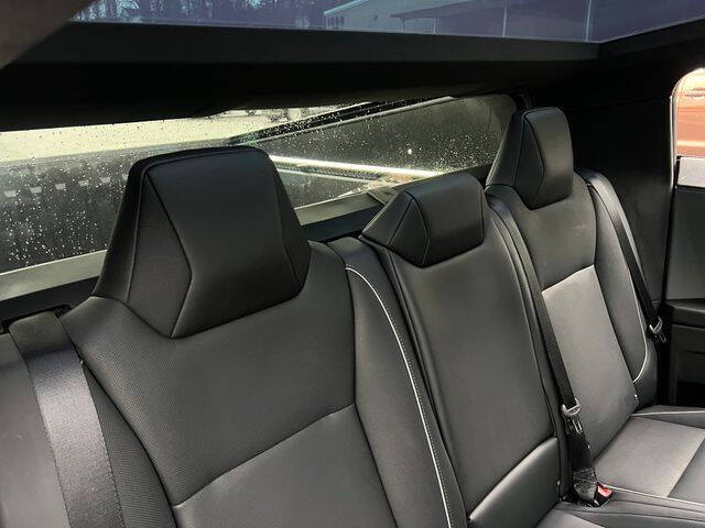 2024 Tesla Cybertruck