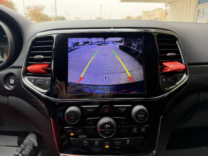 2019 Jeep Grand Cherokee Laredo