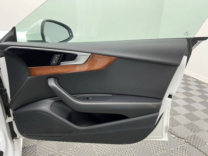 2022 Audi A5 Sportback quattro Premium 40 TFSI