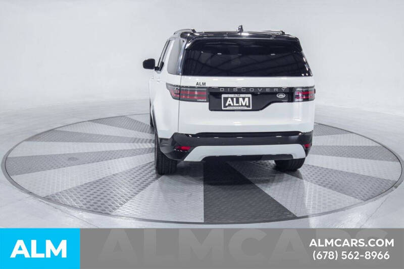 2022 Land Rover Discovery P300 S R-Dynamic