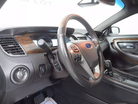 2018 Ford Taurus Limited