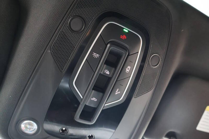 2019 Audi e-tron quattro Prestige