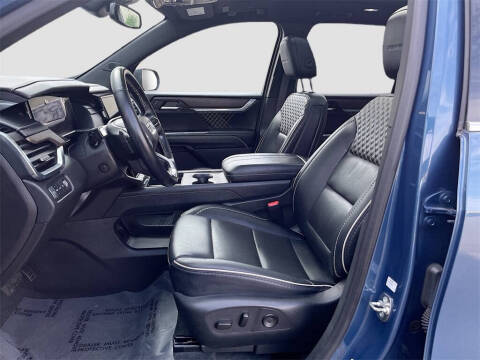 2024 GMC Acadia Denali