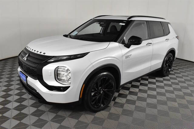 2025 Mitsubishi Outlander PHEV SEL Black Edition