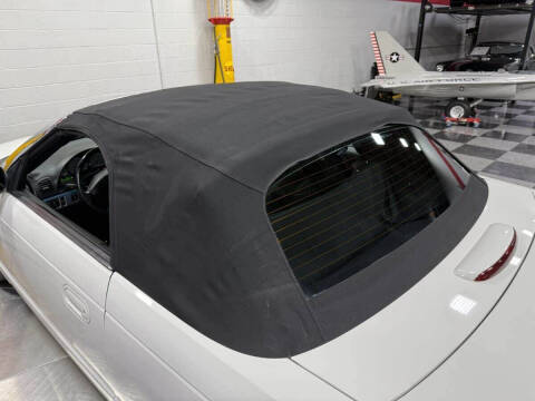 2003 Ford Thunderbird