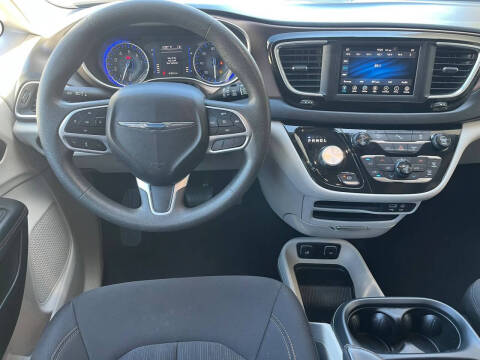 2018 Chrysler Pacifica Touring Plus