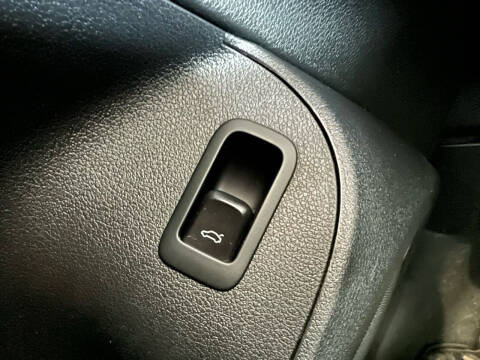 2011 Audi Q5 3.2 quattro Premium Plus