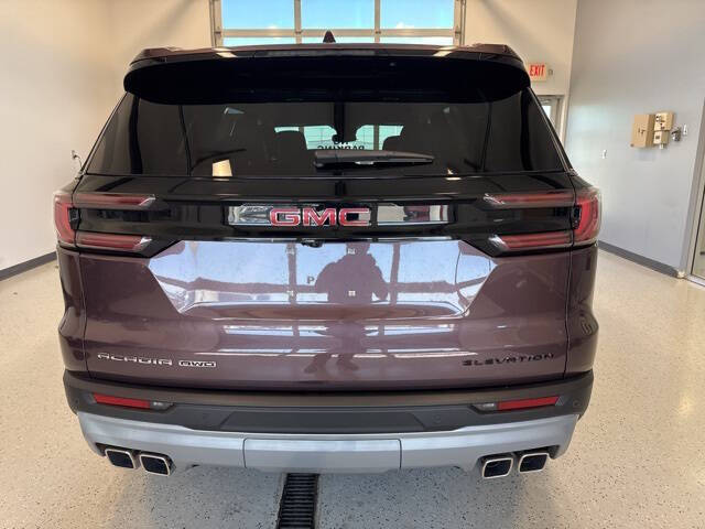 2025 GMC Acadia Elevation