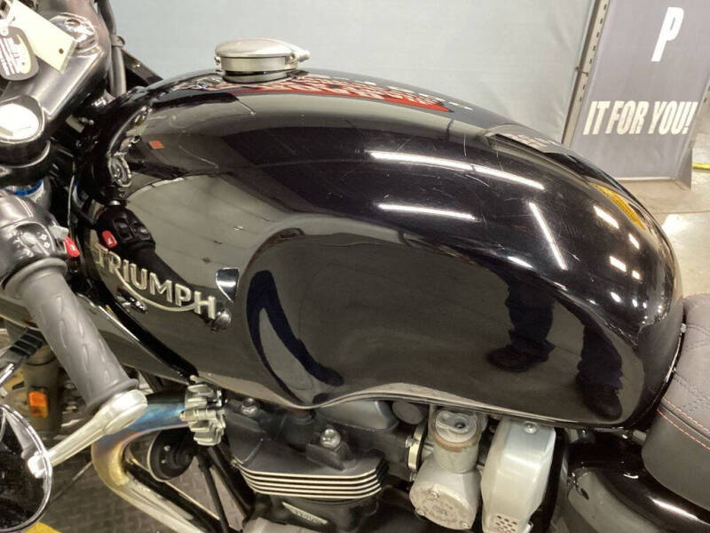 2016 Triumph Thruxton 1200