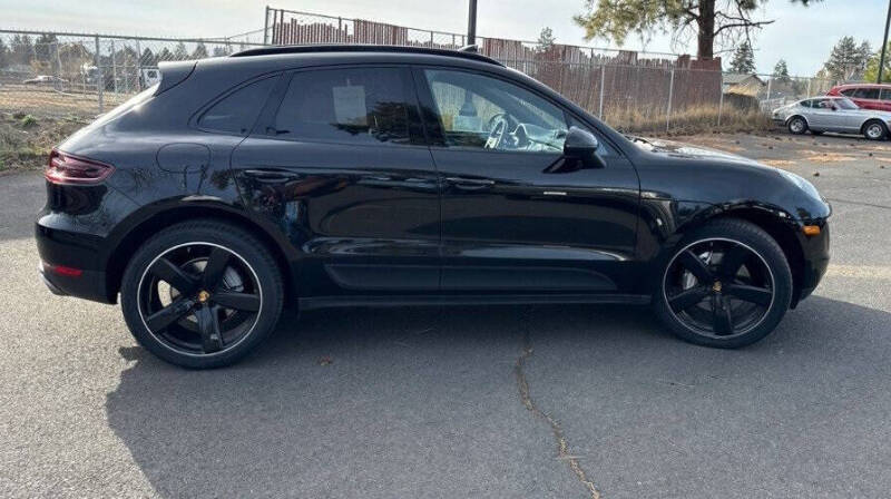 2017 Porsche Macan S