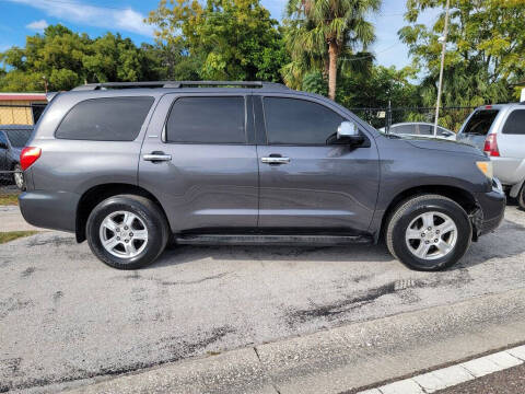 2012 Toyota Sequoia SR5