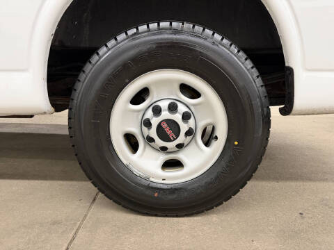 2019 GMC Savana 2500