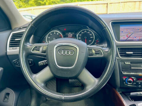 2012 Audi Q5 3.2 quattro Premium Plus