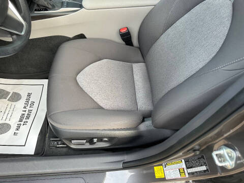 2023 Toyota Camry LE