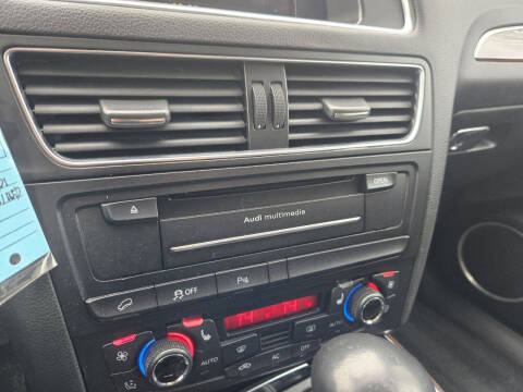 2011 Audi Q5 3.2 quattro Premium Plus